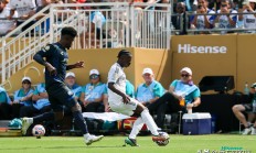 开云体育在线-皇家马德里稳固防线，奠定胜利基石