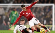 开云APP-曼联欲夺冠：面对艰难考验不畏惧的简单介绍