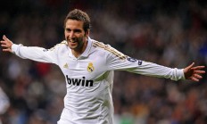 开云体育-东方双星，两样燃烧，当日本队改写欧洲足球叙事，梁靖崑正重定义乒乓力量