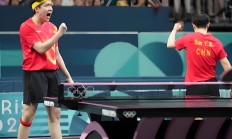 开云下载-比赛细节曝光，选手之间默契配合展现团队实力