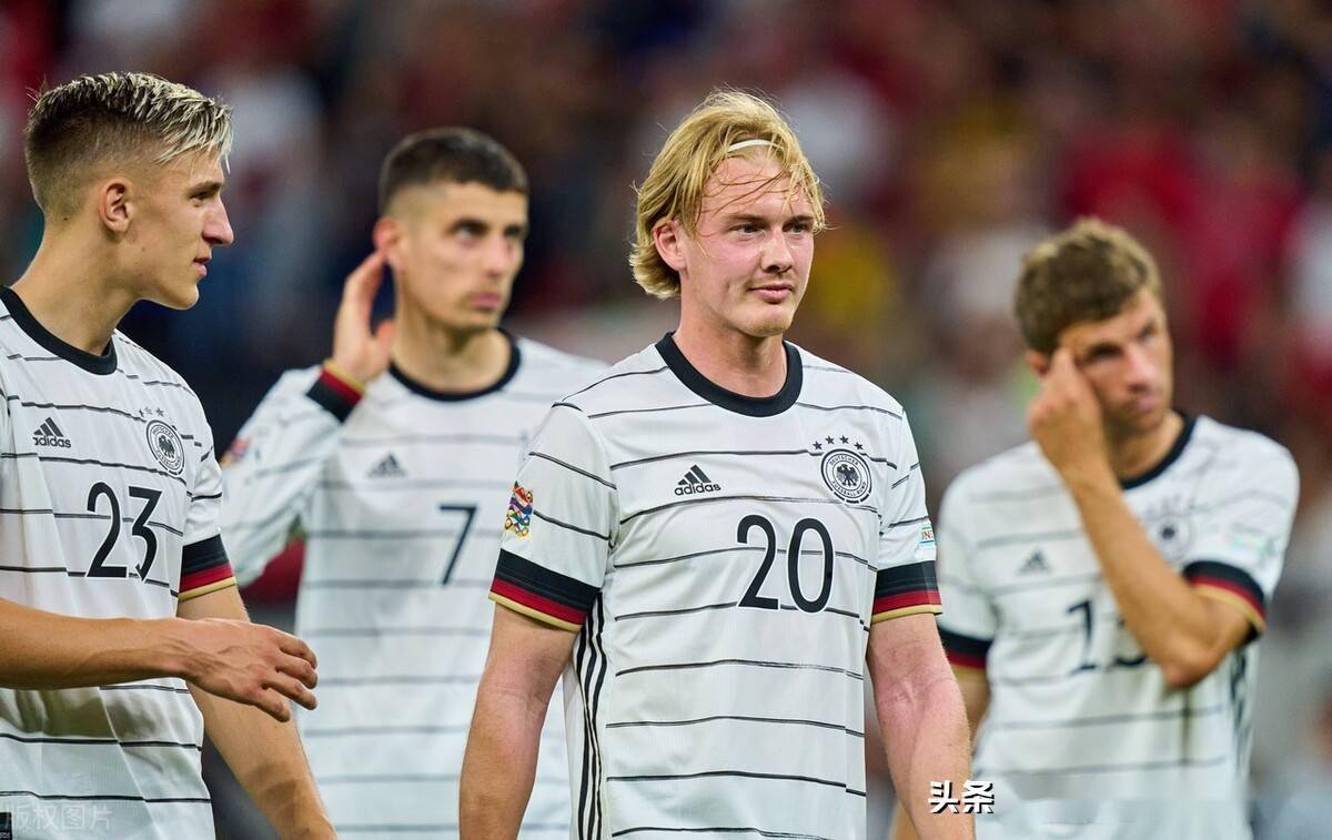 匈牙利1-1战平爱尔兰，两队均力均东