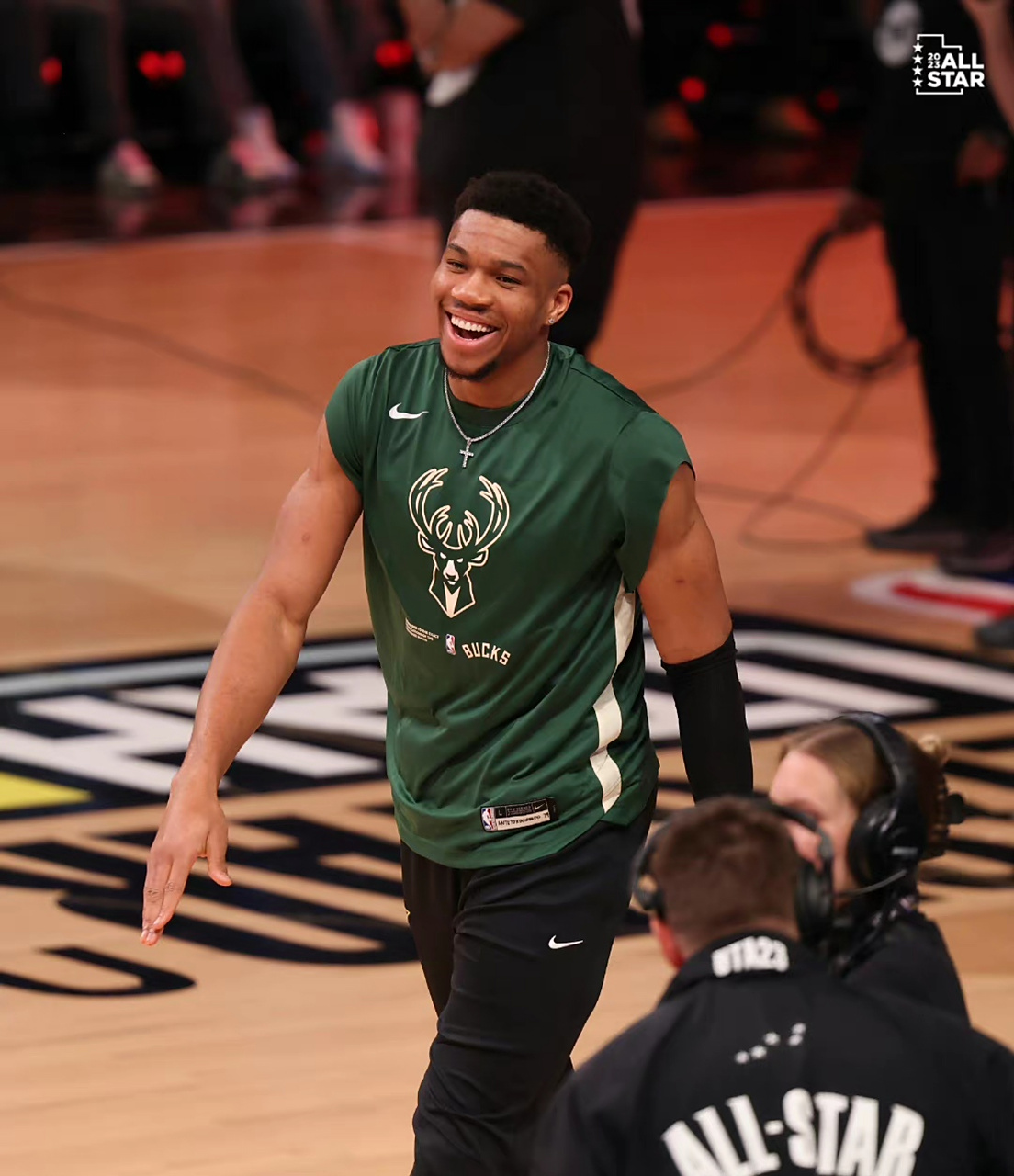 雄鹿客场大胜篮网,字母哥砍下全场最高得分 雄鹿客场大胜篮网,字母哥砍下全场最高得分