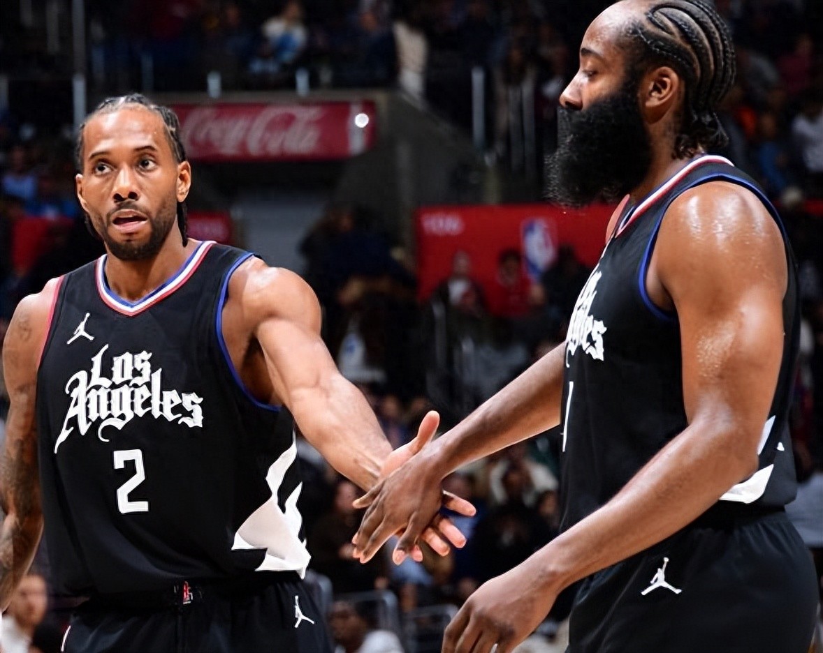 灰熊队逆袭成功，打破对手领先势头的简单介绍