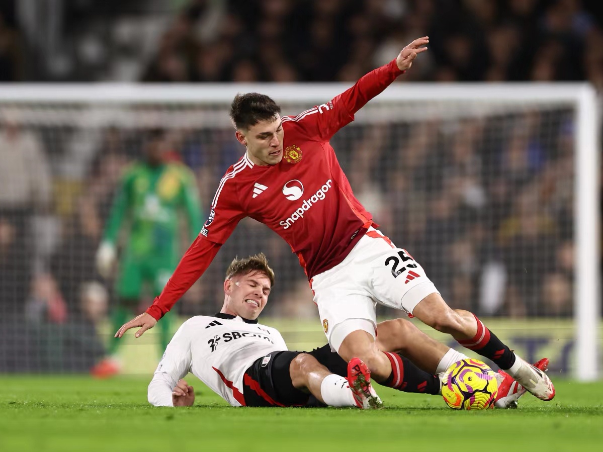 曼联欲夺冠:面对艰难考验不畏惧的简单介绍 曼联欲夺冠:面对艰难考验不畏惧的简单介绍