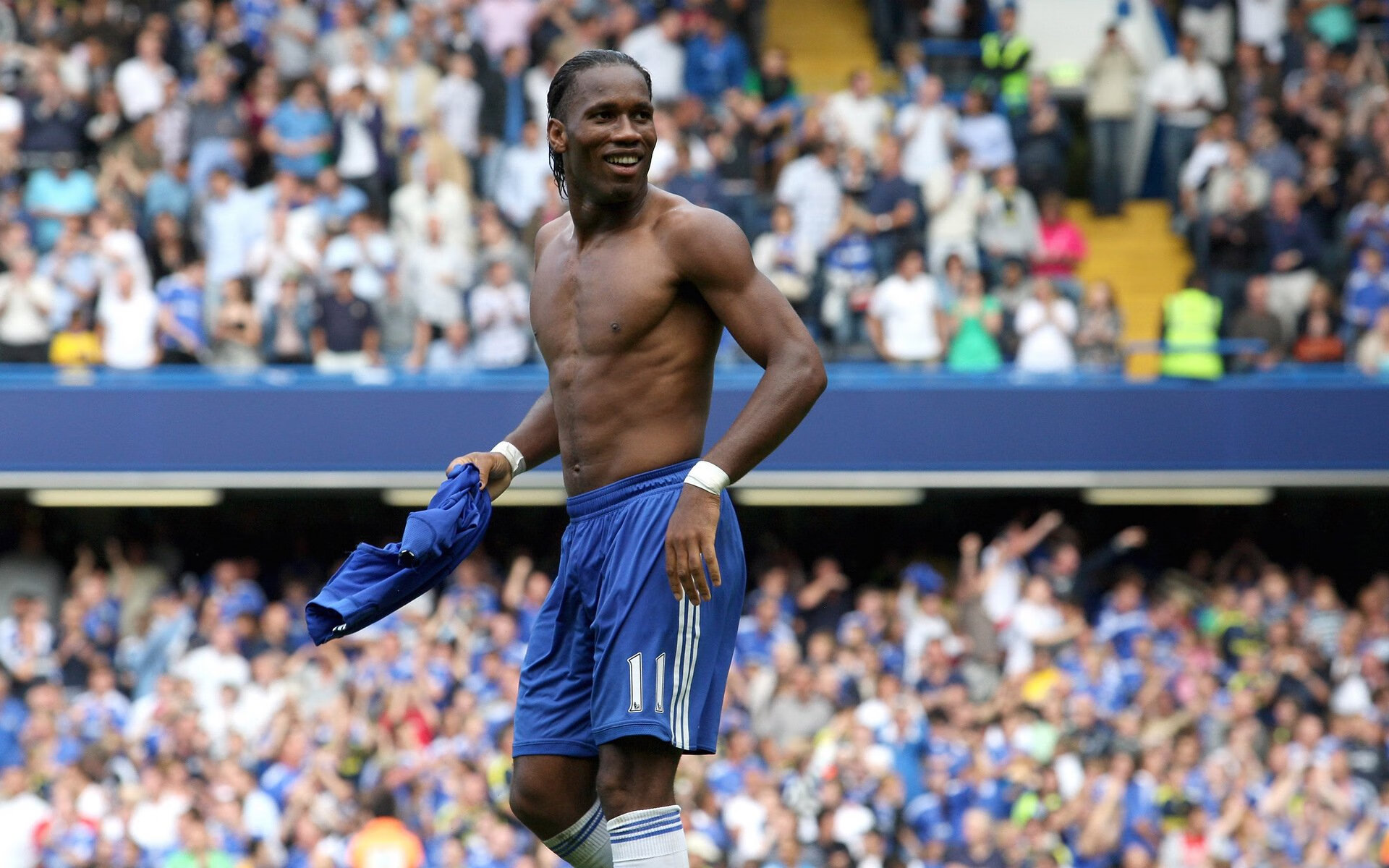 光谱之下，奥亚尔萨瓦尔的压制级艺术与德冠的冰冷重量