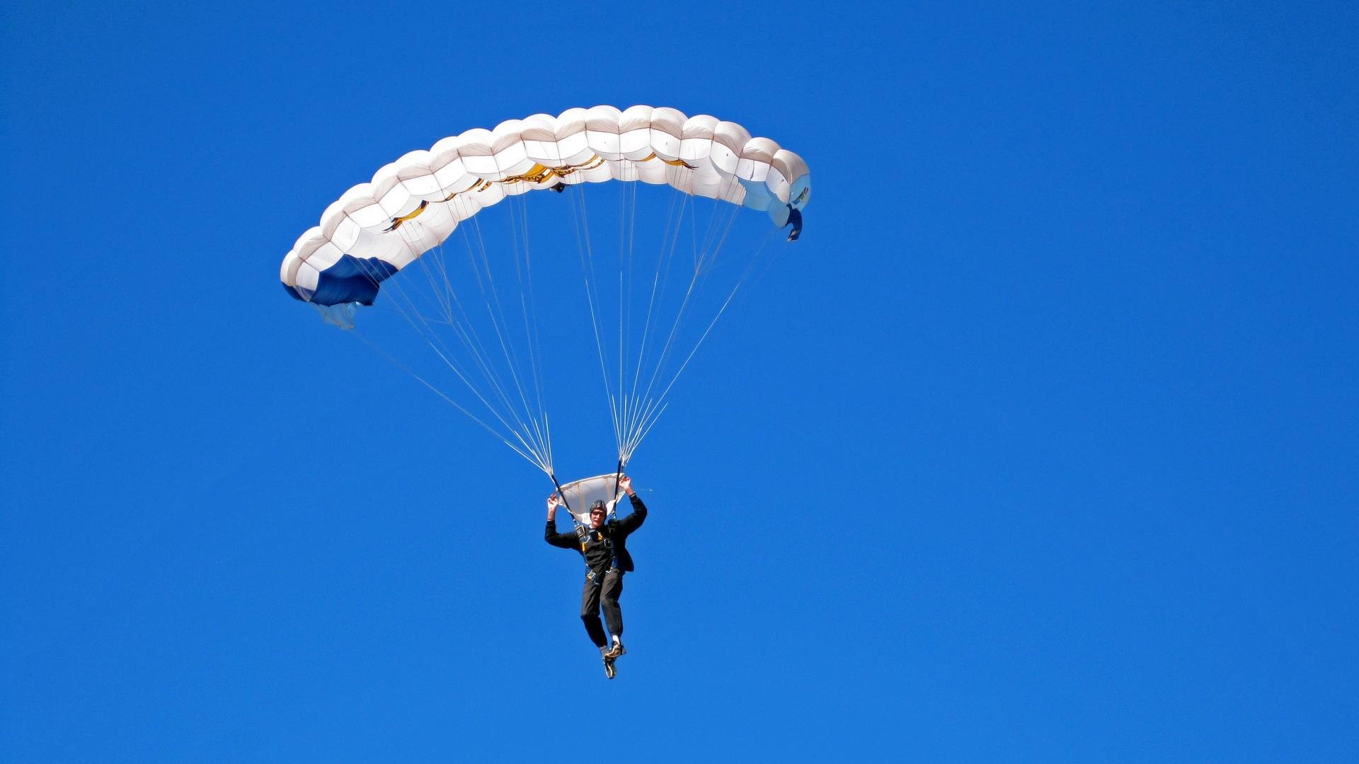 两种唯一性，比利亚雷亚尔的交响乐与姆巴佩的独奏