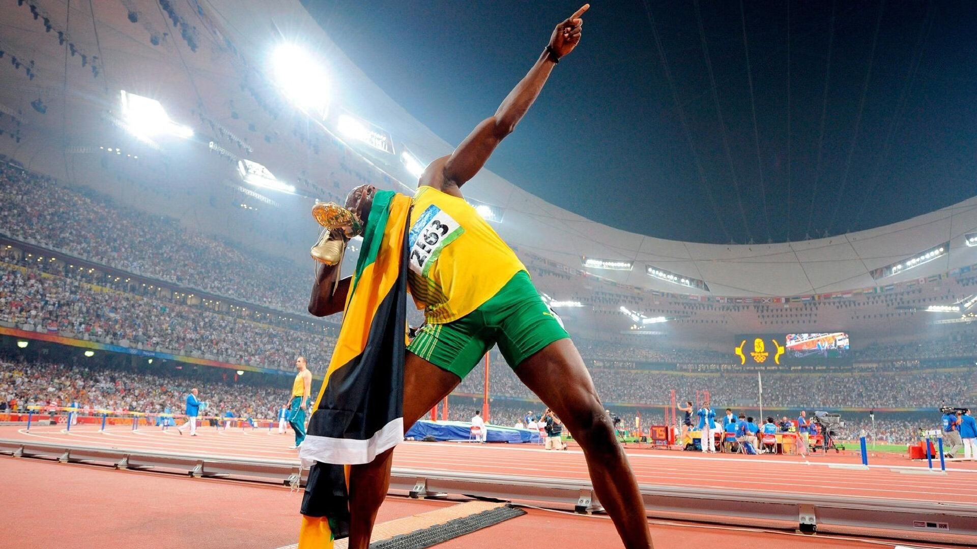 跨界对决，从澳网鏖战到拉沃尔杯，西西帕斯惊艳四座的秘密