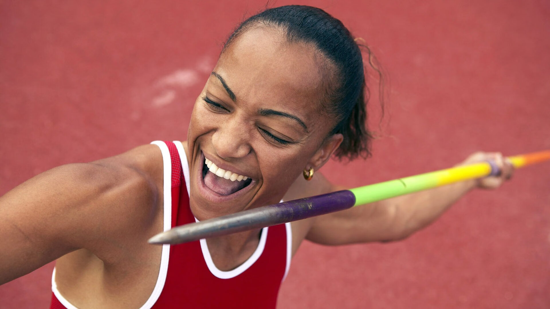 绿茵场与乒乓台，当北欧风暴遇上亚洲之光